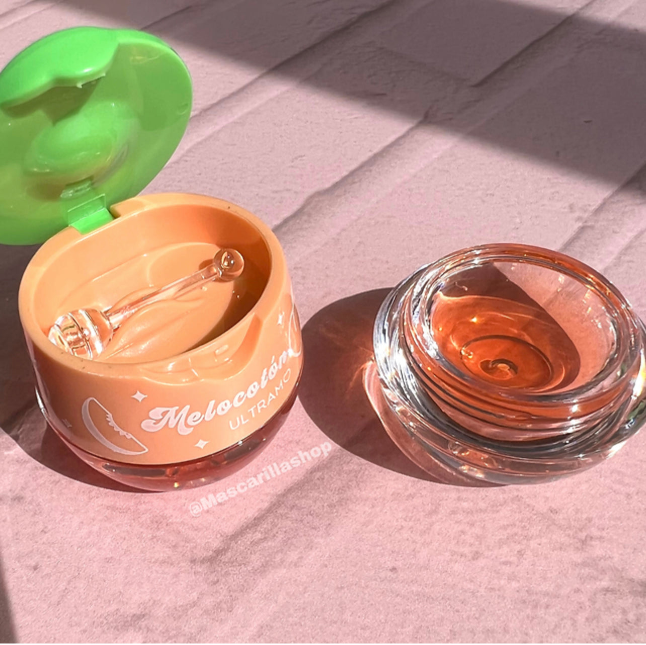 Sleeping lip mask