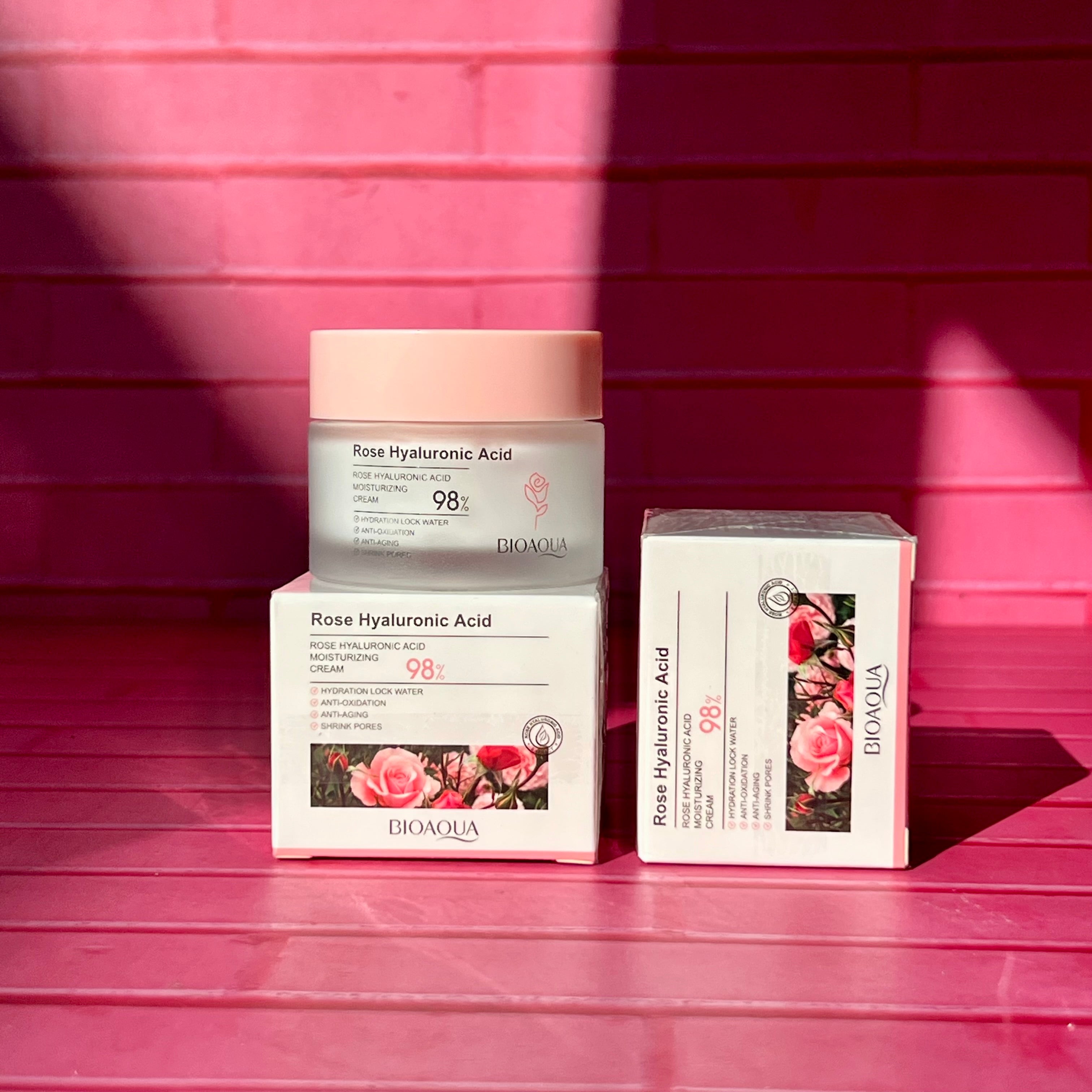 Crema de rosas con HA bioaqua